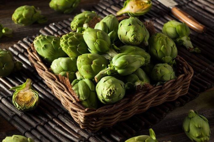 Artichokes are hardly considered popular food, and many find it hard to describe their tastes. Read on to know what does artichoke taste like