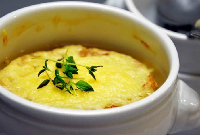 What To Serve With French Onion Soup?